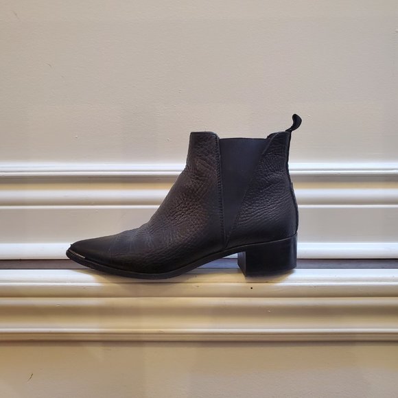 Acne 'Jensen' Ankle Boots in IT37 / US 7. Made in Italy. Black Grained Leather - Picture 3 of 8